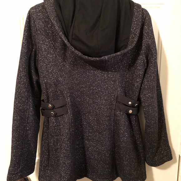 Jacket - Picture 4 of 7